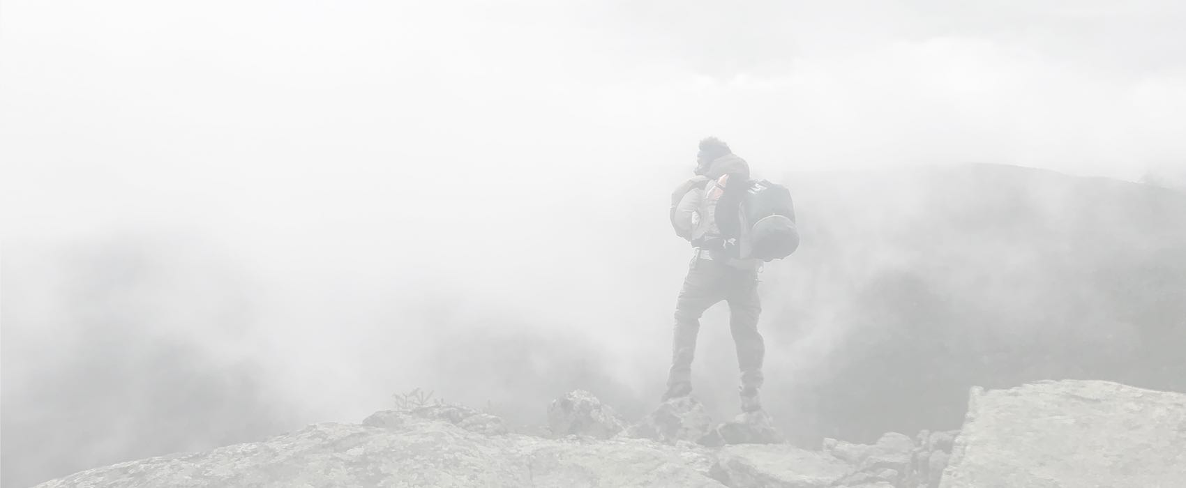 balazs-busznyak-3mtcyvbAqzM-unsplash 經典選藏|M40712 晚宴包手拿包