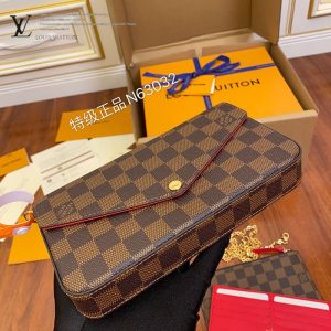 gucciaaa-38679-gallery-75526-82a365752d299386 經典選藏|N63032 三件套手包斜背包|包款全貌與整體比例