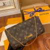 gucciaaa-38686-gallery-75600-e0ab32cb4d8ce2b1 經典選藏|M40718 小號斜背包晚宴包|包款全貌與整體比例