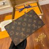 gucciaaa-38687-gallery-75610-f1e0ec6205d0d3da 經典選藏|M67404 購物袋|使用場景與整體比例