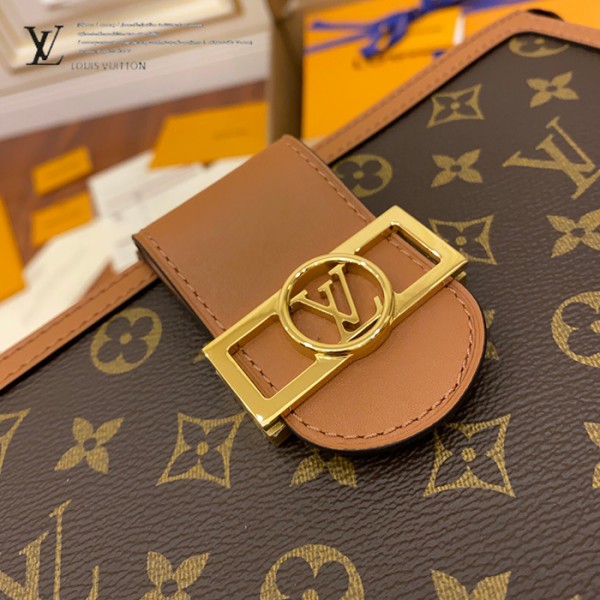gucciaaa-38689-gallery-75637-780e456f2275bb62 經典選藏|M69184 手包化妝包|商品實拍視角 13