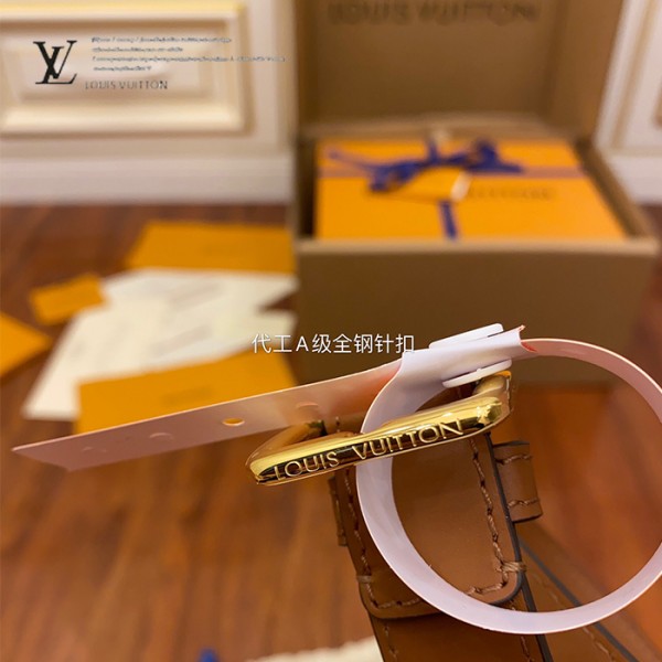 gucciaaa-38690-gallery-75638-2859db311e8dacd0 經典選藏|M68621 達芙妮MINI郵差包|商品實拍視角 02