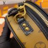 gucciaaa-38691-gallery-75658-1eba70507919c302 經典選藏|M68276 斜背包 圓餅包|經典細節實拍視角