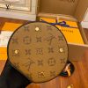 gucciaaa-38695-gallery-75713-66b61db6117ac941 經典選藏|M43986 圓桶化妝包|商品實拍視角 02