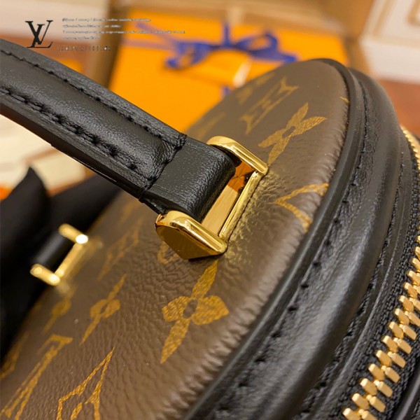 gucciaaa-38695-gallery-75724-9d54c5689aead360 經典選藏|M43986 圓桶化妝包|商品實拍視角 12