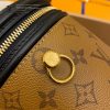 gucciaaa-38695-gallery-75727-43c91987c6839cbe 經典選藏|M43986 圓桶化妝包|商品實拍視角 15