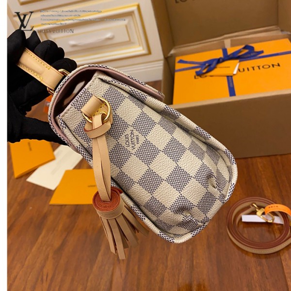 gucciaaa-38698-gallery-75758-2ecde89c0ddbbd97 經典選藏|N41581 郵差包|商品實拍視角 04