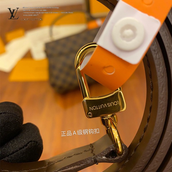 gucciaaa-38699-gallery-75769-7fca88dfbec08166 經典選藏|N53000 郵差包|商品實拍視角 02