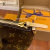 gucciaaa-38702-gallery-75812-0313d0355430c163 經典選藏|M48813 肩背包|商品實拍視角 12