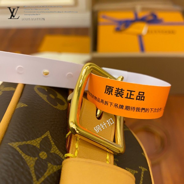 gucciaaa-38703-gallery-75815-94ee2a67695a490c 經典選藏|M52294 化妝包圓餅包|商品實拍視角 03
