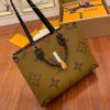 gucciaaa-38704-gallery-75836-8358bed8126bdaef 經典選藏|M45321 購物袋|商品實拍視角 14