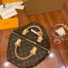gucciaaa-38710-gallery-75919-bb63bc7edb6f8490 經典選藏|M41112 SPEEDY 30枕頭包|商品實拍視角 12