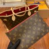 gucciaaa-38711-gallery-75932-bb5bb819f40497c5 經典選藏|M41177 NEVERFULL 購物袋|使用場景與整體比例