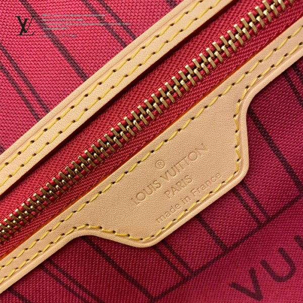 gucciaaa-38712-gallery-75946-d2e63a286c3027da 經典選藏|M41178 NEVERFULL 購物袋|商品實拍視角 08