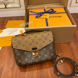 gucciaaa-38713-gallery-75962-b7581ba2026ded96 經典選藏|M41465 拼色郵差包|包款全貌與整體比例