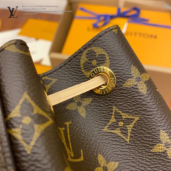 gucciaaa-38714-gallery-75981-4b4f496051a609ea 經典選藏|M43431 雙肩包|商品實拍視角 13