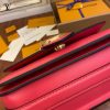gucciaaa-38721-gallery-76063-95a6447dec54a658 經典選藏|M55949 女士郵差包|商品實拍視角 05