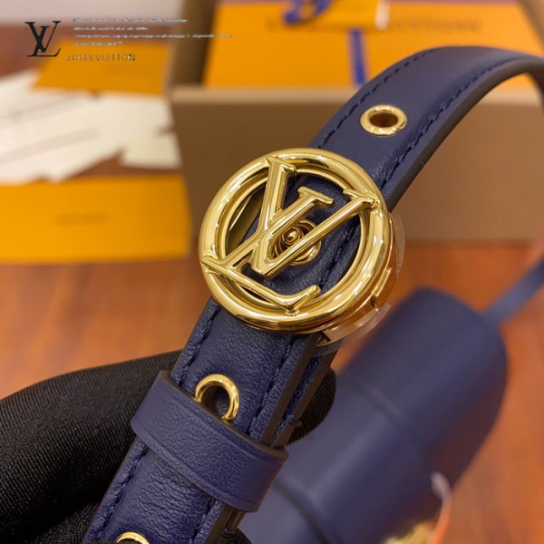 gucciaaa-38722-gallery-76092-21fbedc57512313d 經典選藏|M55951 女士郵差包|商品實拍視角 21