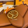 gucciaaa-38723-gallery-76104-b608c812689a74ce 經典選藏|M55952 女士郵差包|商品實拍視角 10