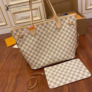 gucciaaa-38724-gallery-76129-f928474ad5c84f89 經典選藏|N41361 女士 NEVERFULL 購物袋|包款全貌與整體比例