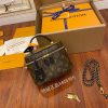 gucciaaa-38726-gallery-76152-9bc3a5ebd6e587d0 經典選藏|M45165 化妝包|包款全貌與整體比例