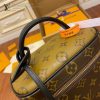 gucciaaa-38726-gallery-76155-895e2df6df54aad1 經典選藏|M45165 化妝包|經典細節實拍視角