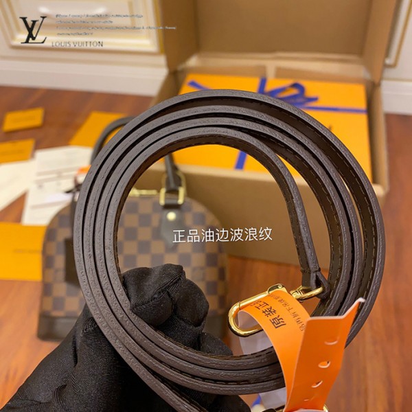gucciaaa-38727-gallery-76166-8a5fef8d254c620e 經典選藏|N41221 ALMA bb 貝殼包|商品實拍視角 08