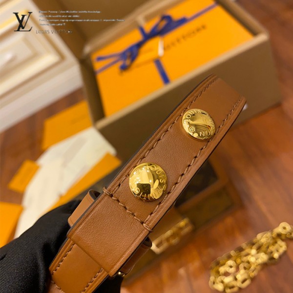 gucciaaa-38729-gallery-76179-72c719f6d4050619 經典選藏|M44391 達芙妮郵差包|商品實拍視角 05