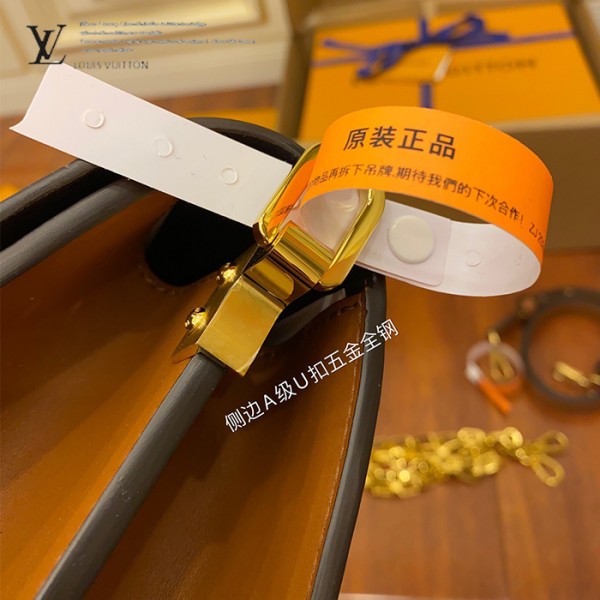 gucciaaa-38729-gallery-76186-20f78aa917c4a75d 經典選藏|M44391 達芙妮郵差包|商品實拍視角 11